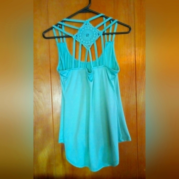 Light blue with cute dream catcher design, tank top! New! Size small - Picture 2 of 3